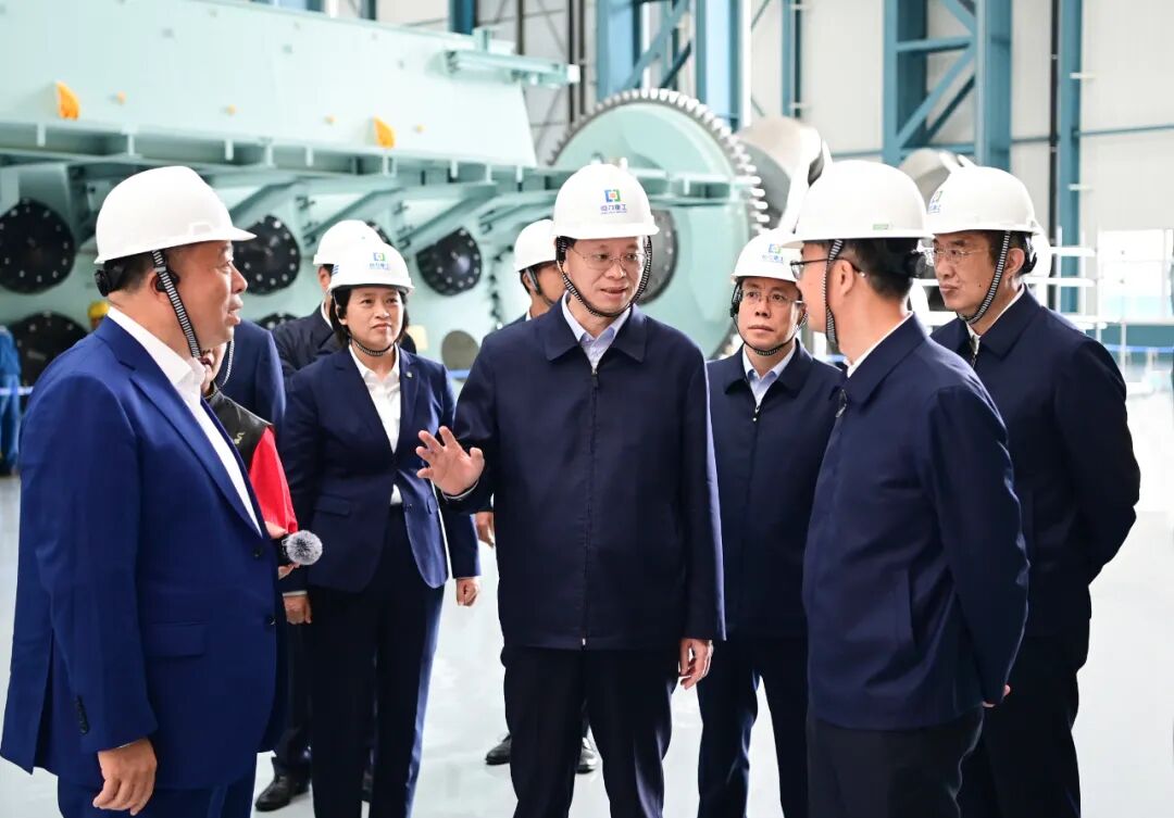 许昆林在大连调研 熊茂平参加